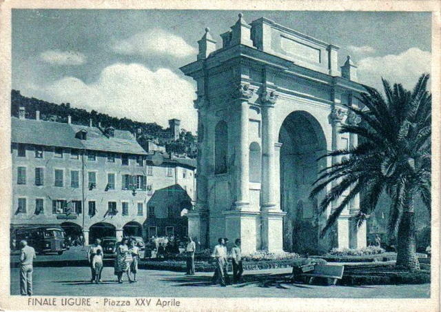 L'Arco di trionfo ai primi anni '50.
