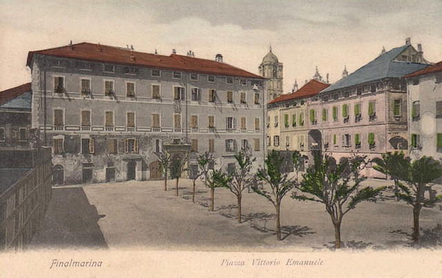 La piazza nel 1906